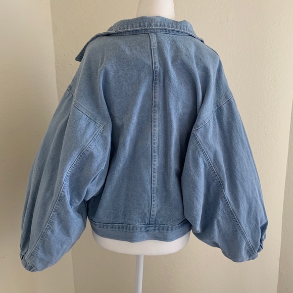 SOLD Balloon sleeve denim jacket - Picture 3 of 4